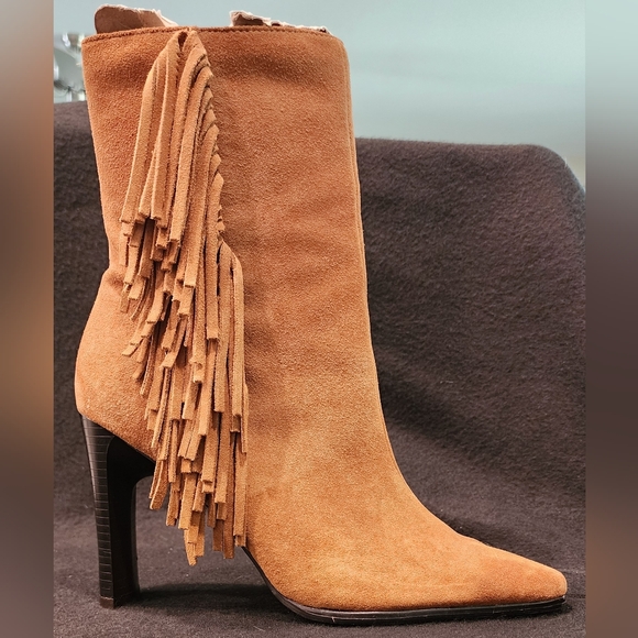 Predictions Women's Size 8 Tan Suede Fringe Boots - Picture 4 of 8